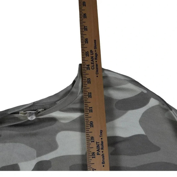 Como Blu || Buttery Soft Sleepwear Top Only Neutral Camo Drawstring Hem XL - Picture 3 of 7